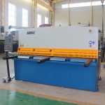 ម៉ាស៊ីនកាត់ធារាសាស្ត្រ QC12y / K 12X3200 ដ៏ល្បីល្បាញមានគុណភាពល្អ